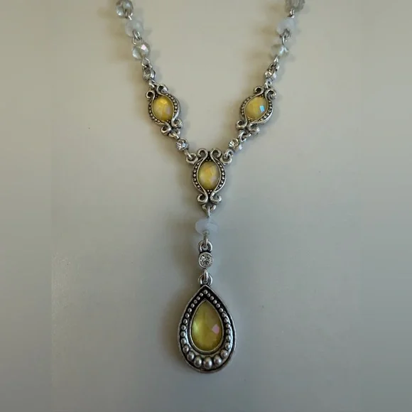 Elegant Silver and Gold Pendant Necklaces - Bundle of 2 - Picture 8 of 10